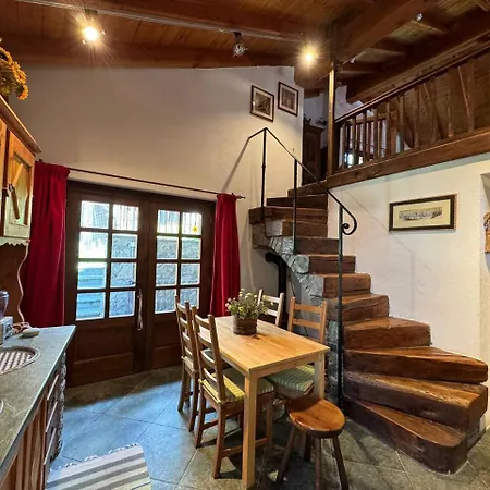 Chalet Des Reves Ermitage De Luxe Сasa de vacaciones Champoluc